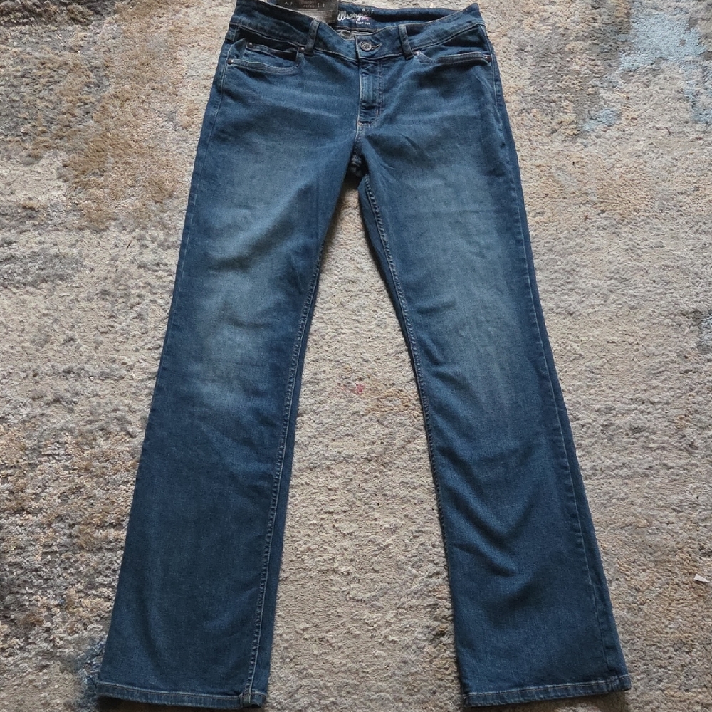 Wrangler Retro Mae Mid Rise Women's Jeans - Picture 3 of 8